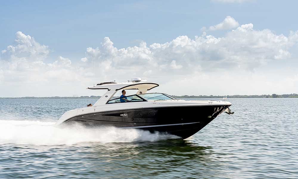 Buy boats with hardtop