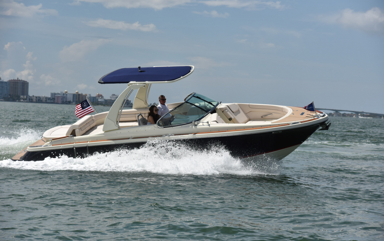 Chris-Craft Launch 28GT: an advanced bowrider