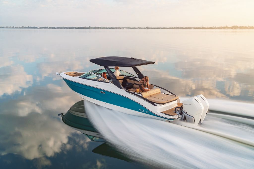 SEA RAY® LAUNCHES THE ALL-NEW SLX® 280 OUTBOARD