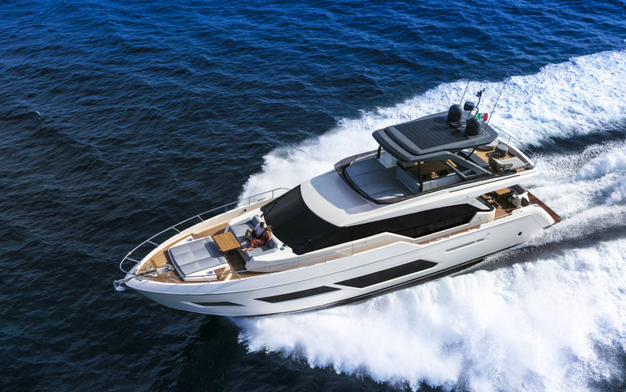 Ferretti Yachts 720 фото 1.2