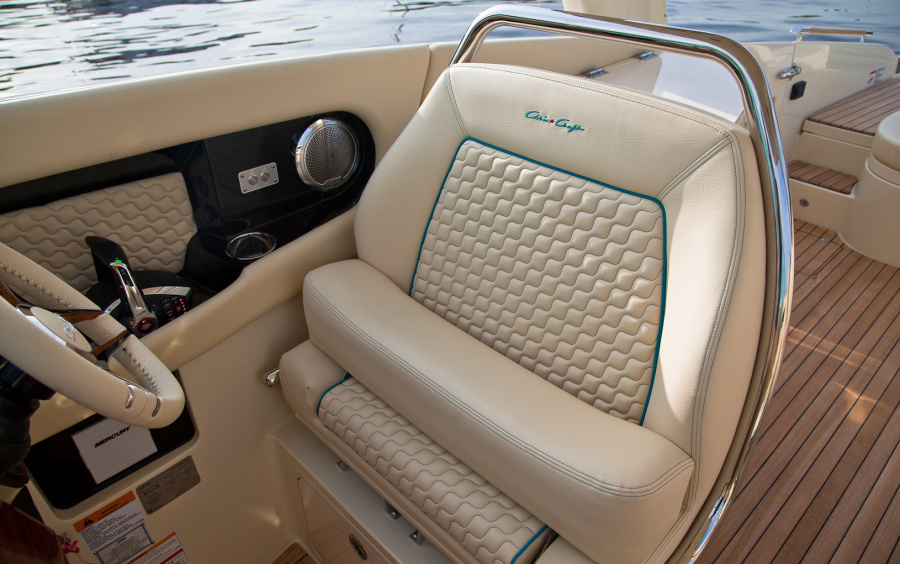 Chris-Craft Launch 35 GT SURF фото 1.11