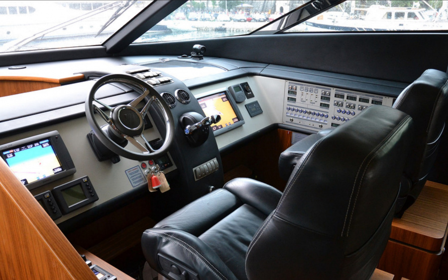 Fairline Squadron 78 - 2012 фото 1.8