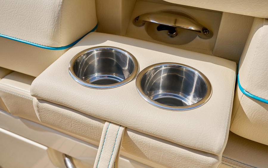 Chris-Craft Launch 31 GT (available in Montenegro) фото 2.18